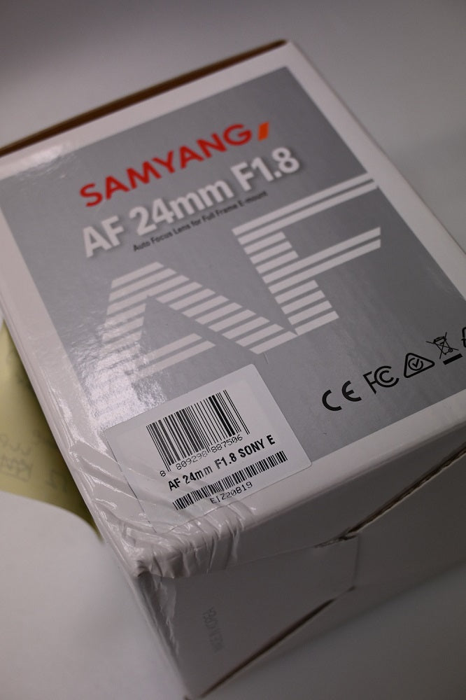 Samyang AF 24mm F1.8 Sony FE (DAMAGED BOX UNIT)